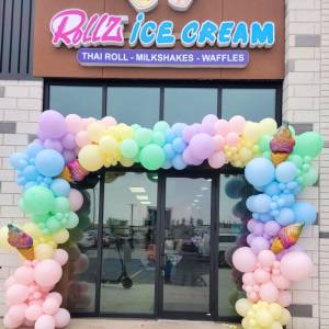 store opening